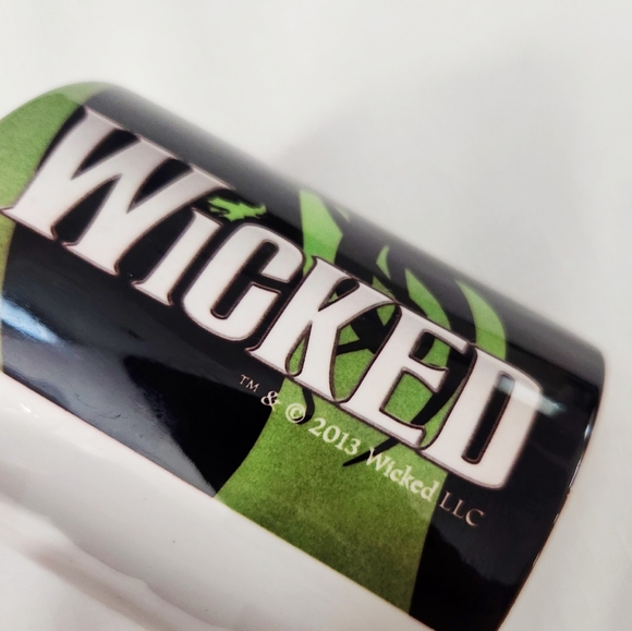 WICKED Broadway Musical Coffee Mug Tea Cup Ceramic 2013 2 set Collectible Elphab - Picture 2 of 7